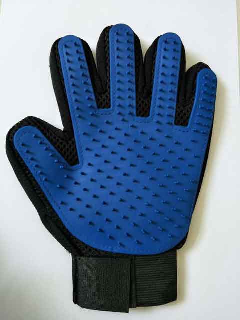 Gentle Grooming Glove discount fur hair clean brush