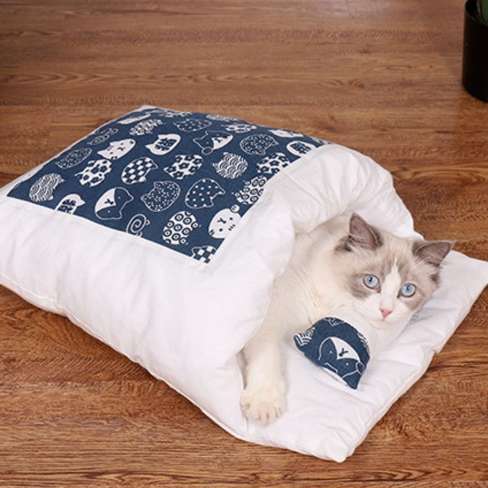 Cat pouch outlet bed